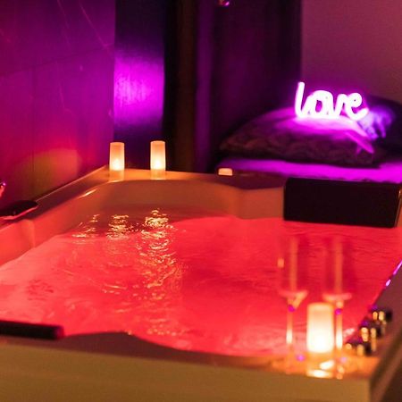 * Spa & Detente # Suite Privee # Tours # Netflix * Zewnętrze zdjęcie