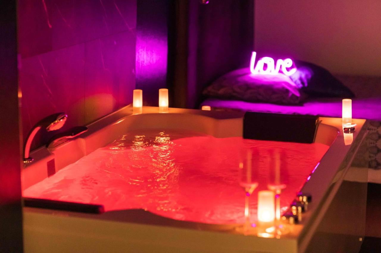 * Spa & Detente # Suite Privee # Tours # Netflix * Zewnętrze zdjęcie