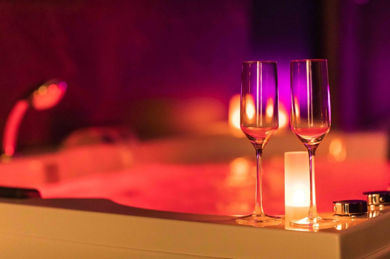 * Spa & Detente # Suite Privee # Tours # Netflix * Zewnętrze zdjęcie