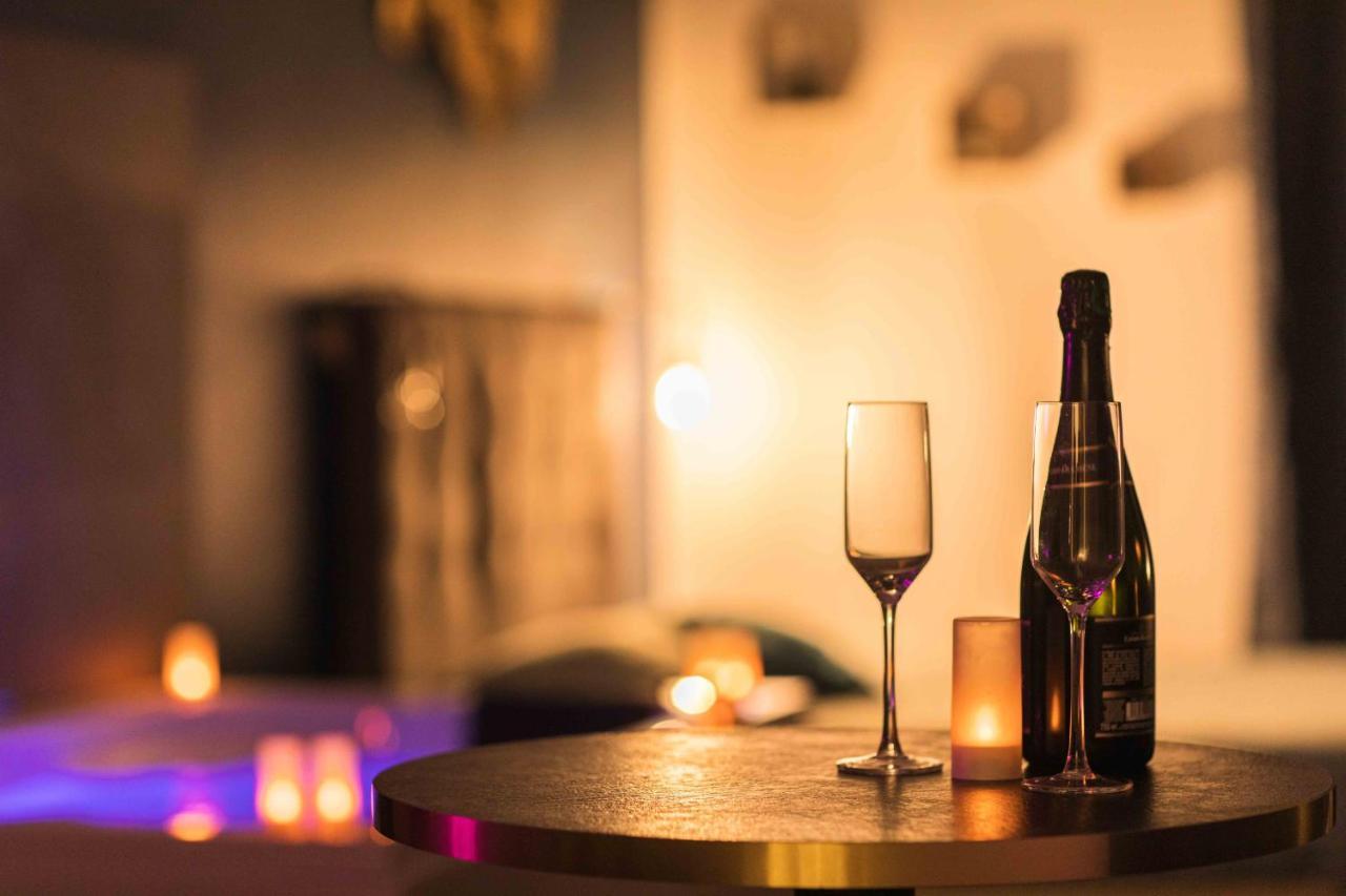 * Spa & Detente # Suite Privee # Tours # Netflix * Zewnętrze zdjęcie
